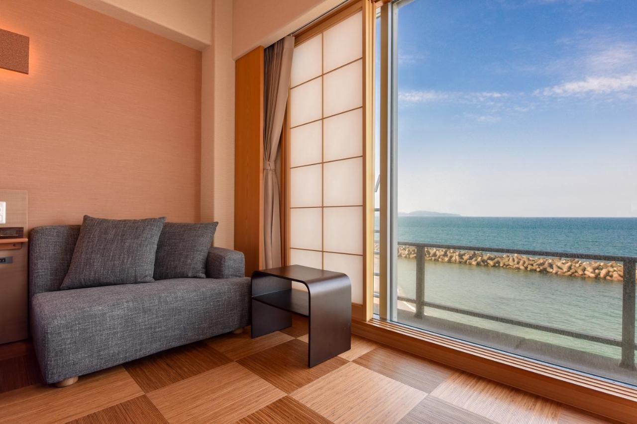 Kaike Seaside Hotel Yonago Bagian luar foto